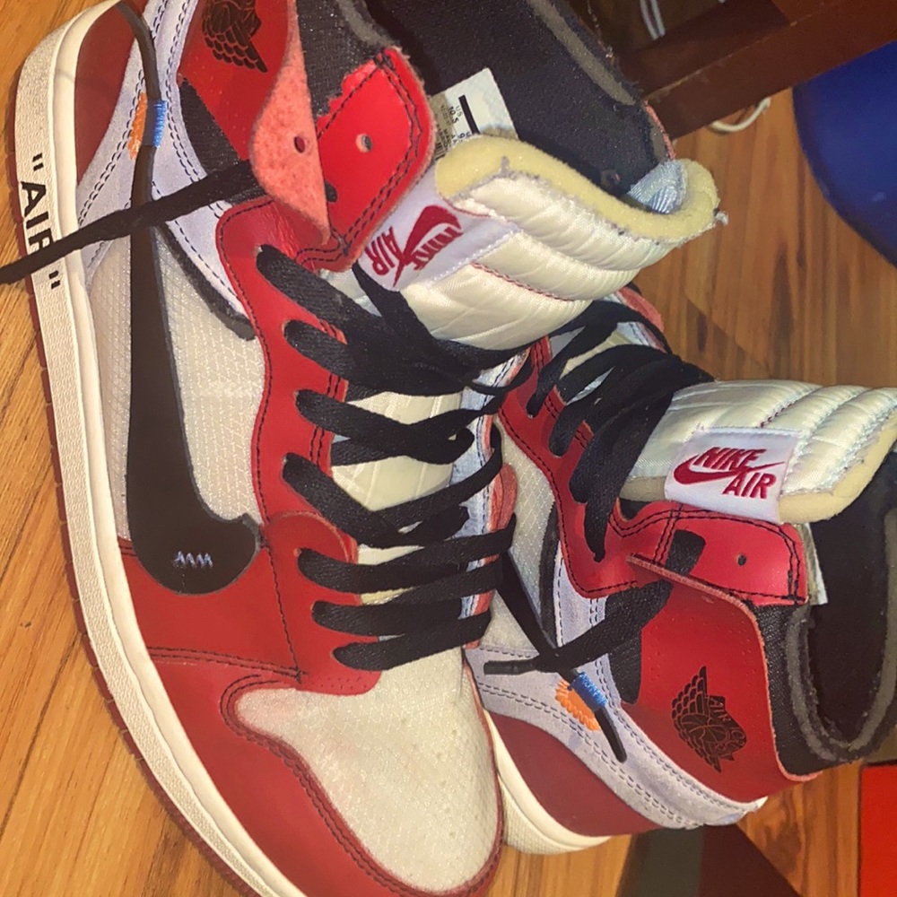 Nike Air Jordan off “Whites original sz 10.5